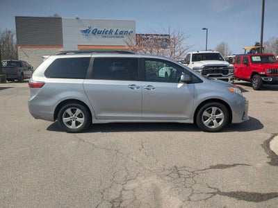 2018 Toyota Sienna LE 7 Passenger