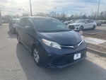 2018 Toyota Sienna LE 7 Passenger