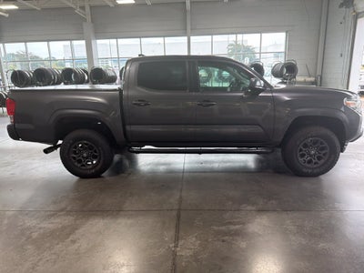 2016 Toyota Tacoma SR
