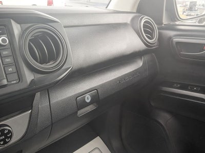 2016 Toyota Tacoma SR