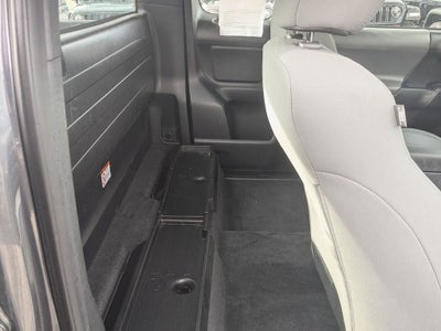 2016 Toyota Tacoma SR