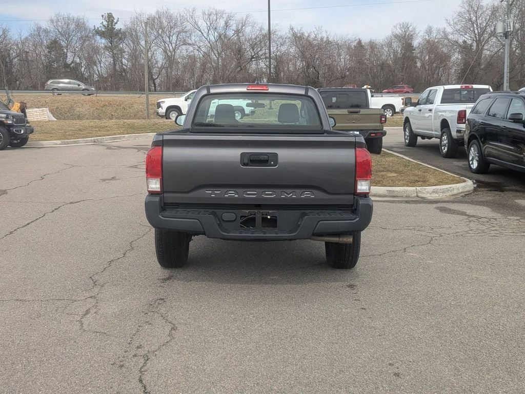 2016 Toyota Tacoma SR