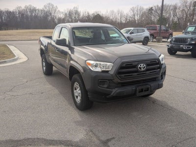 2016 Toyota Tacoma SR