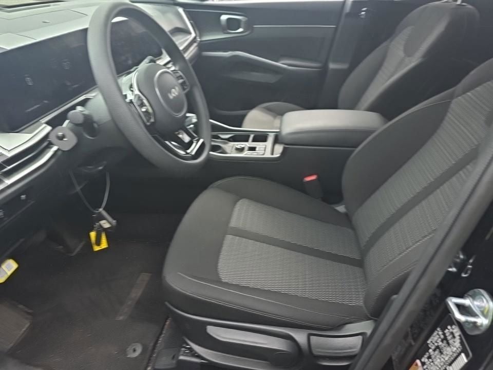 2025 Kia Sorento LX