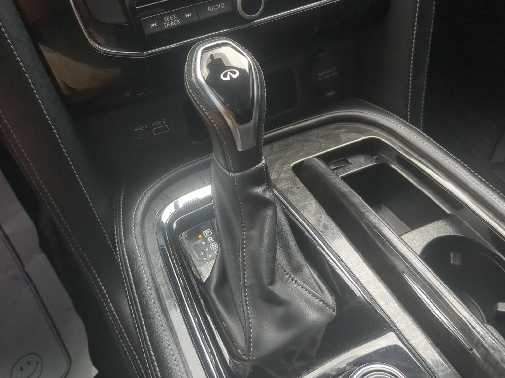 2021 INFINITI QX80 LUXE AWD