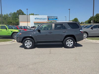 2024 Toyota 4Runner SR5