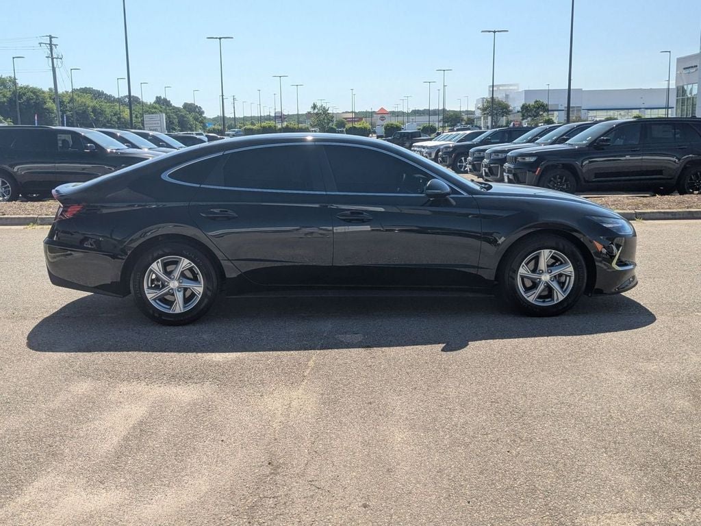 2023 Hyundai Sonata SE