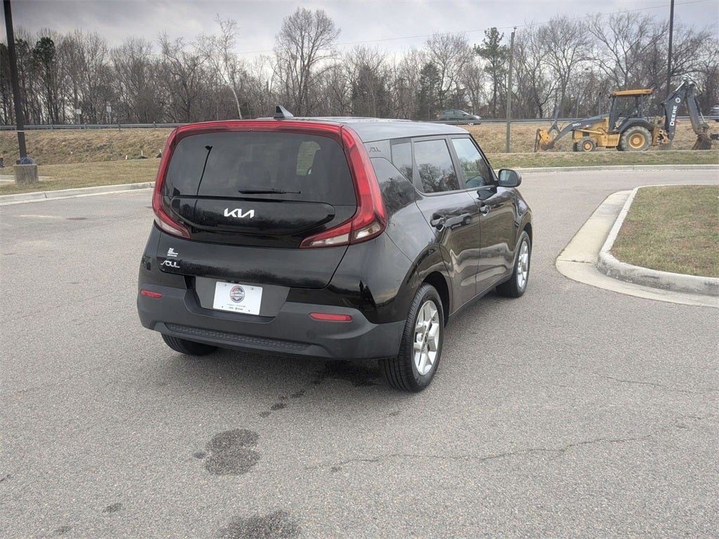 2022 Kia Soul LX