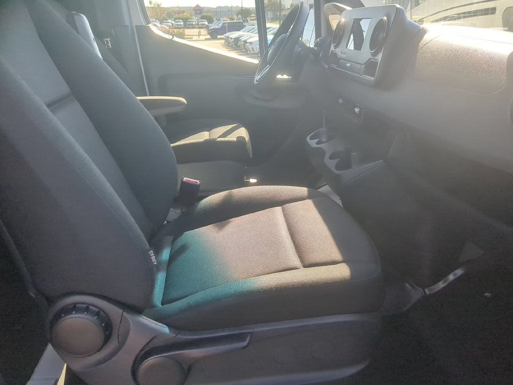 2024 Mercedes-Benz Sprinter 2500 Standard Roof 4-Cyl Diesel