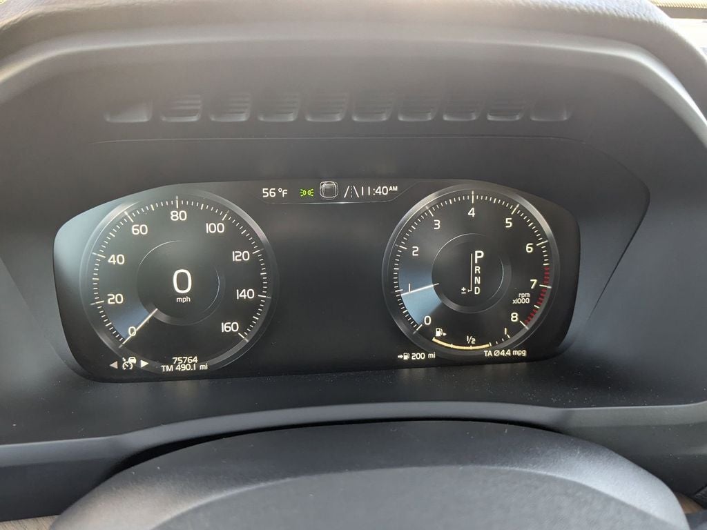 2021 Volvo XC90 T6 Momentum 7 Passenger