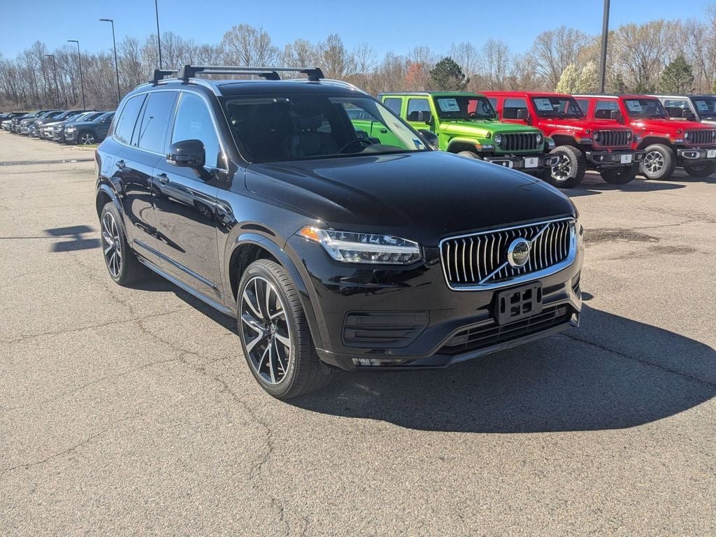 2021 Volvo XC90 T6 Momentum 7 Passenger