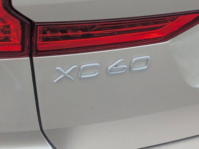 2025 Volvo XC60 B5 Core