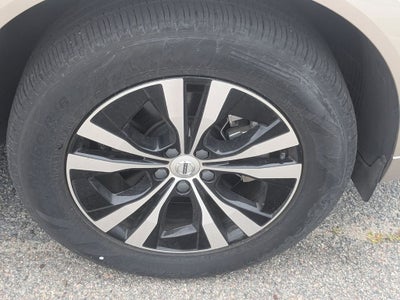 2025 Volvo XC60 B5 Core