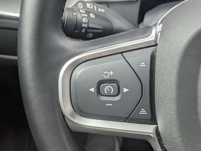 2025 Volvo XC60 B5 Core