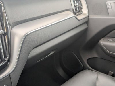 2025 Volvo XC60 B5 Core