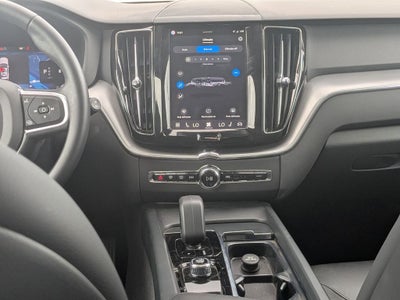 2025 Volvo XC60 B5 Core