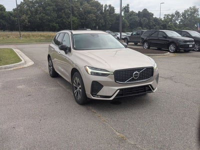 2025 Volvo XC60 B5 Core