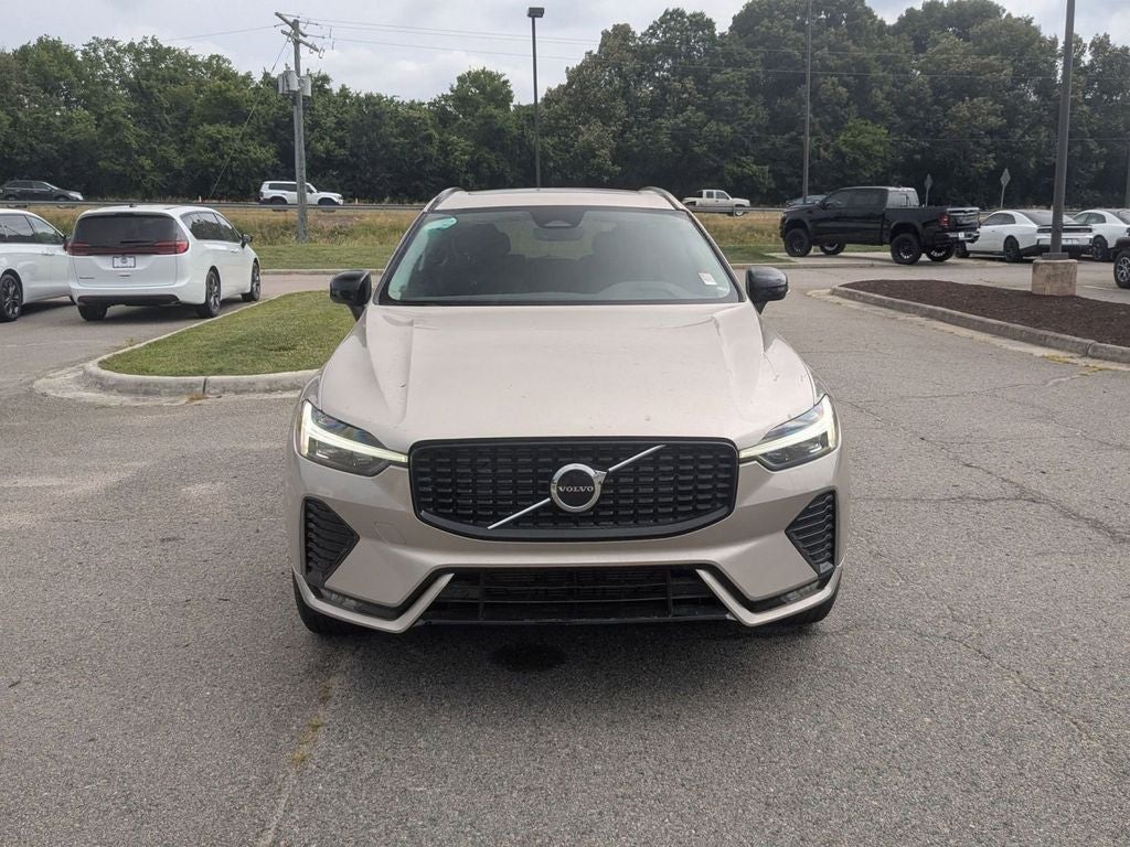 2025 Volvo XC60 B5 Core
