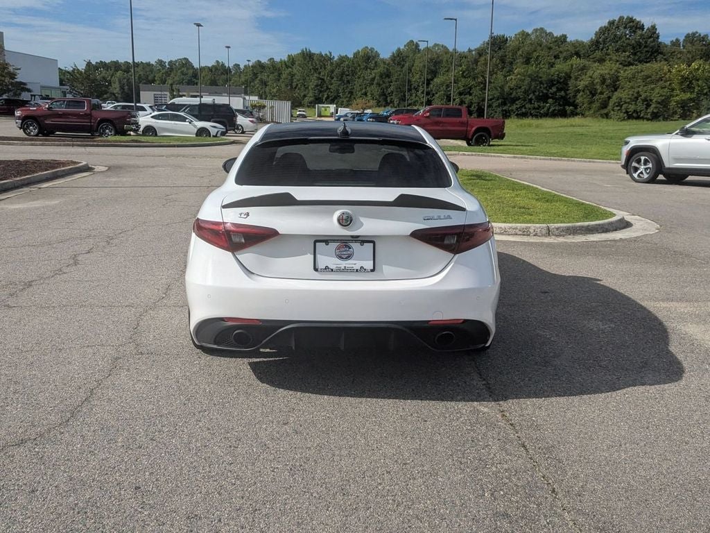 2023 Alfa Romeo Giulia Veloce AWD
