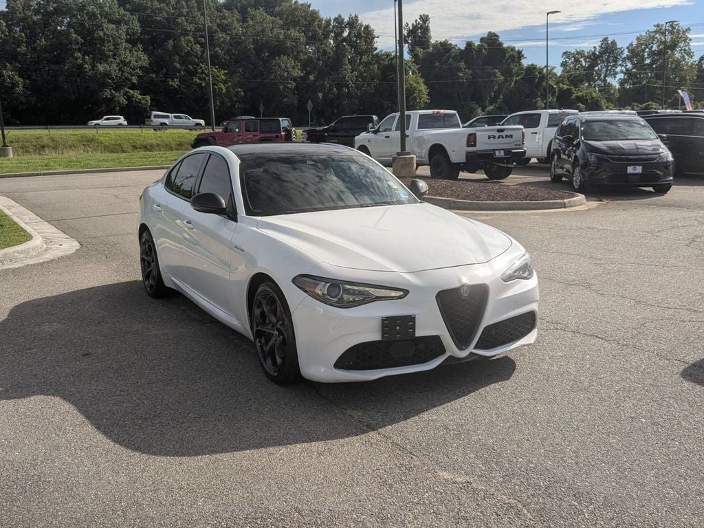 2023 Alfa Romeo Giulia Veloce AWD